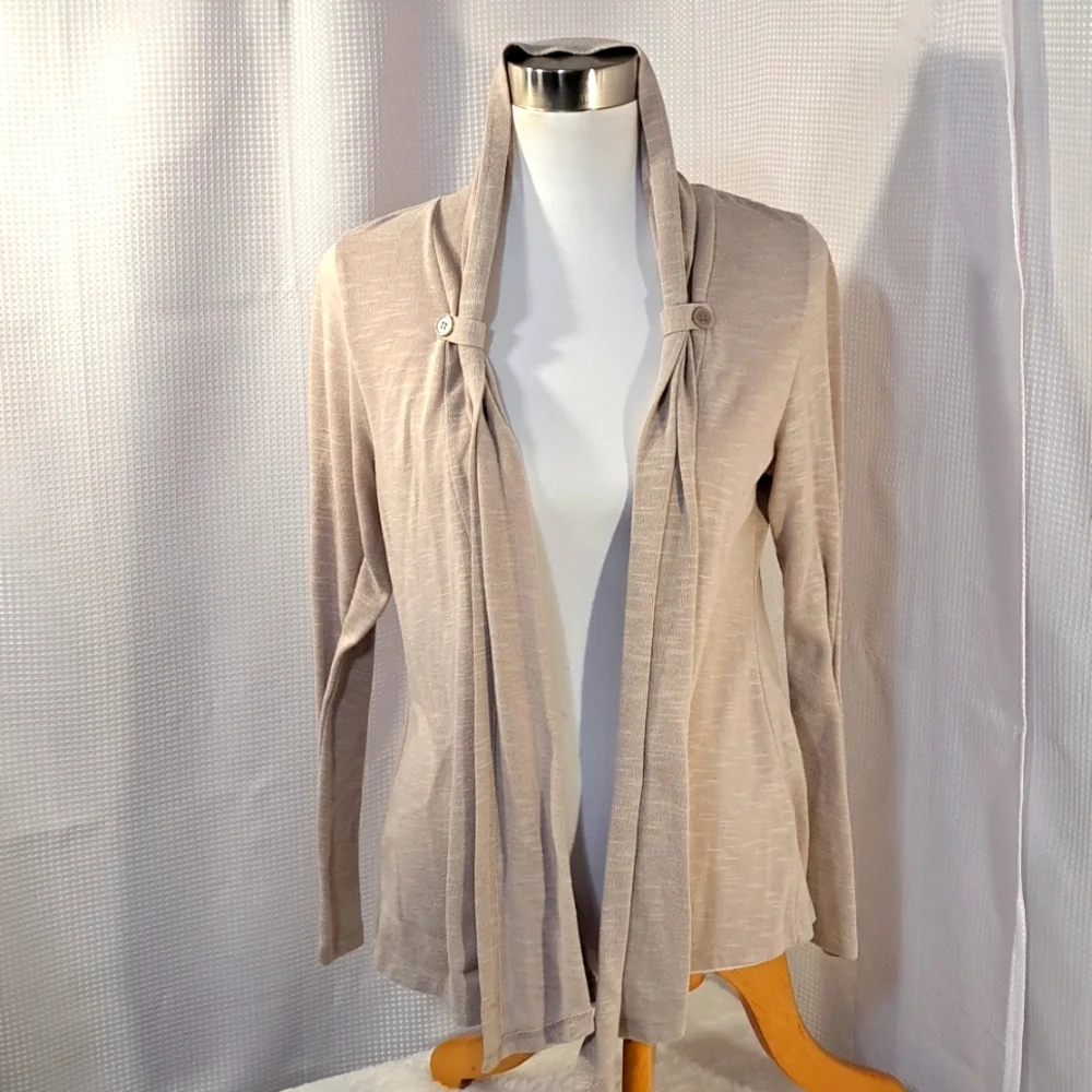 3/$25 Croft & Barrow Woman's Lightweight Cardigan